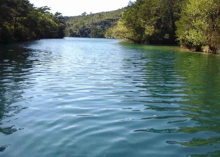 Holiday home Domisiladore Esparron-de-Verdon