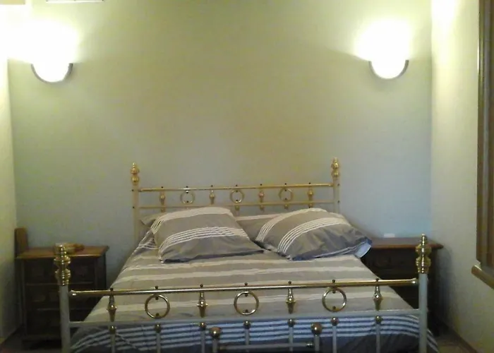 Holiday home Domisiladore Esparron-de-Verdon